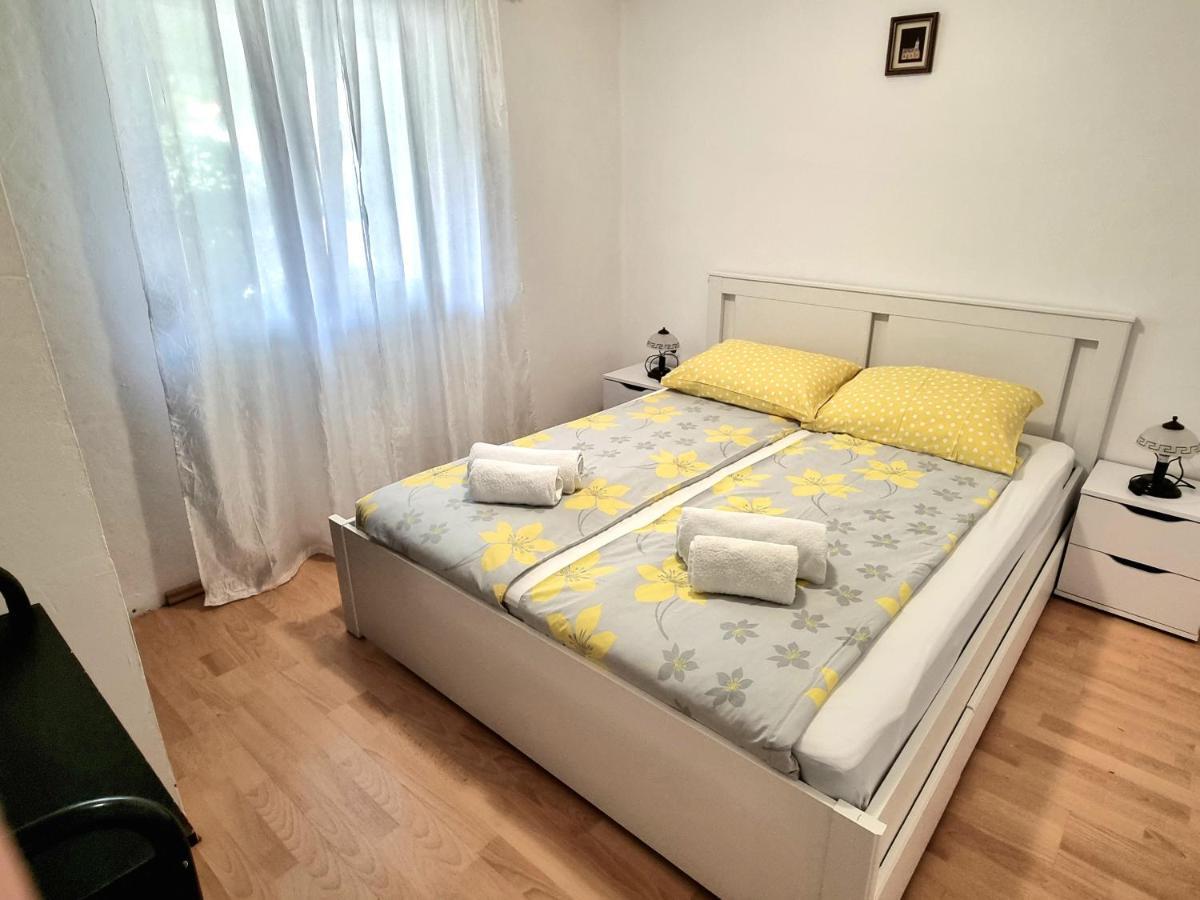Apartment Deni Skrbčići Екстериор снимка